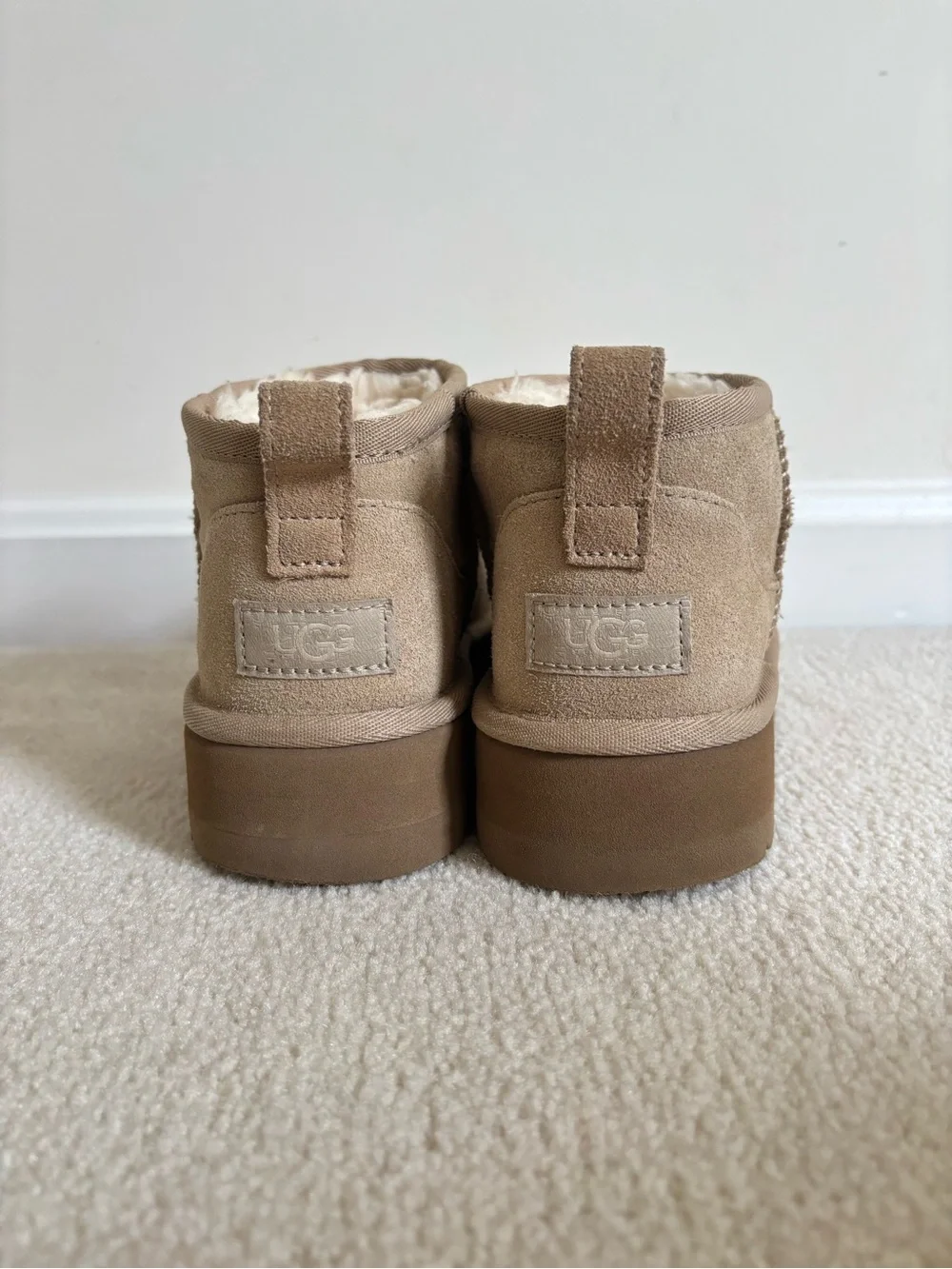UGG Classic Ultra Mini Platform Boots BK 4